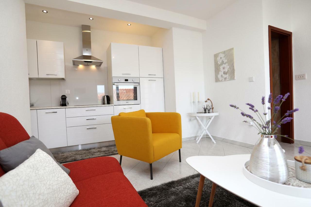 Apartment Katarina Trogir Exteriör bild